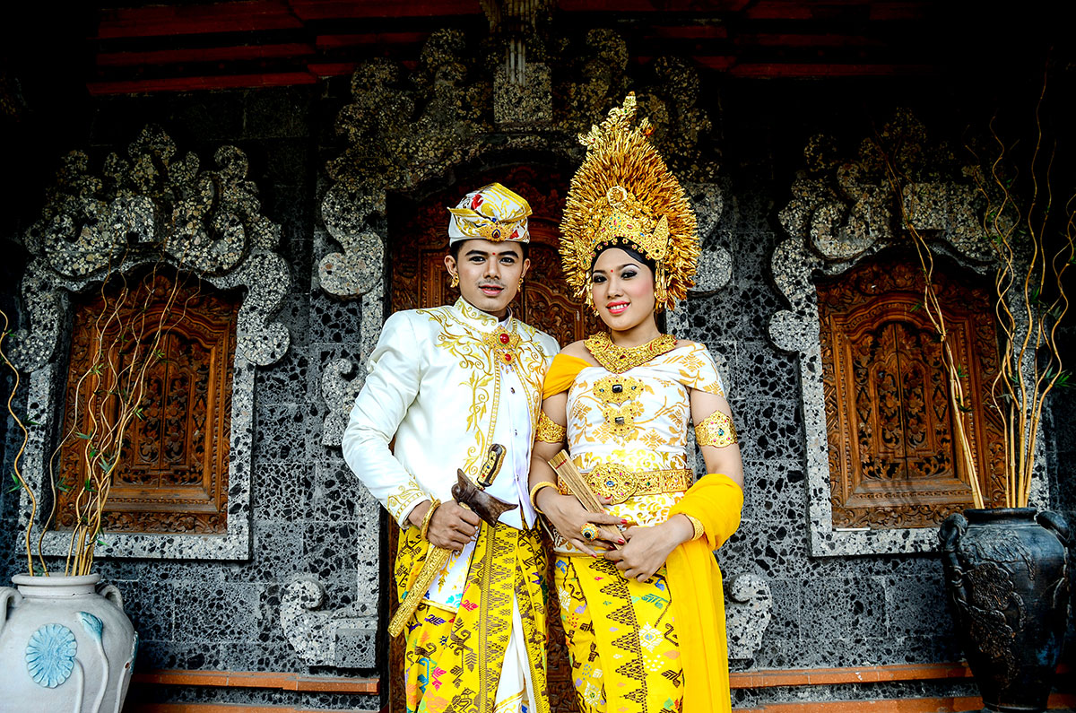 apa nama pakaian adat bali