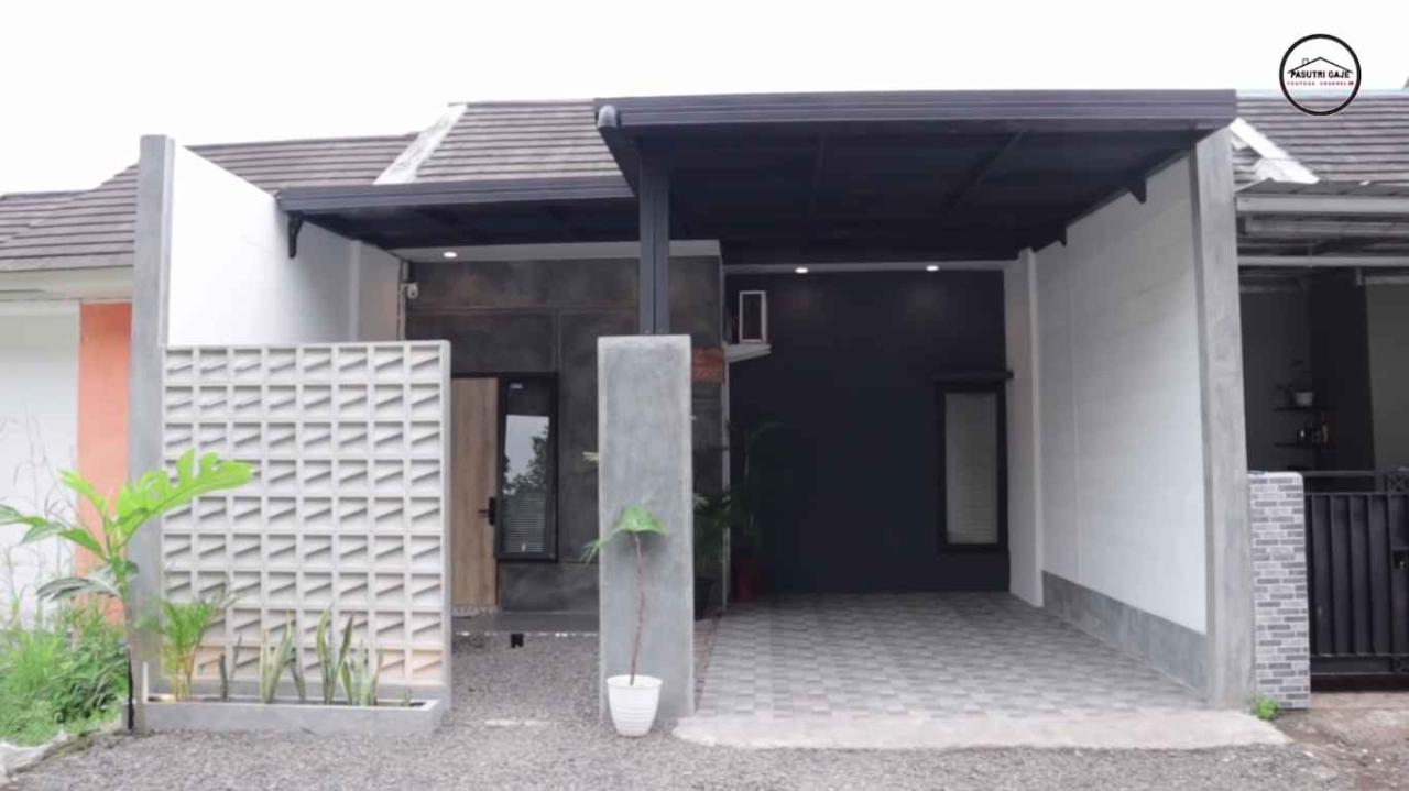 renovasi rumah subsidi bagian depan