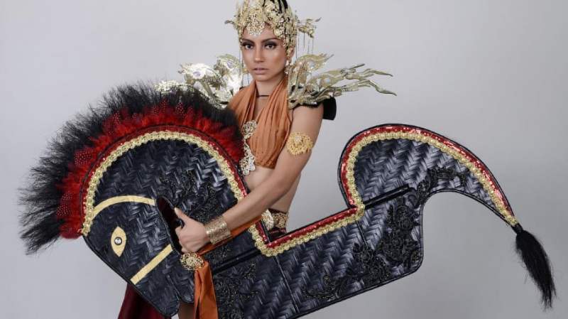 tari tarian tradisional jaranan jawa kuda penari